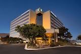 Embassy Suites by Hilton San Antonio Airport hotel for wedding childcare and wedding babysitting in San Antonio, TX
