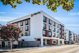 La Quinta Inn & Suites by Wyndham San Jose Airport-Downtown hotel for wedding childcare and wedding babysitting in San Jose, CA